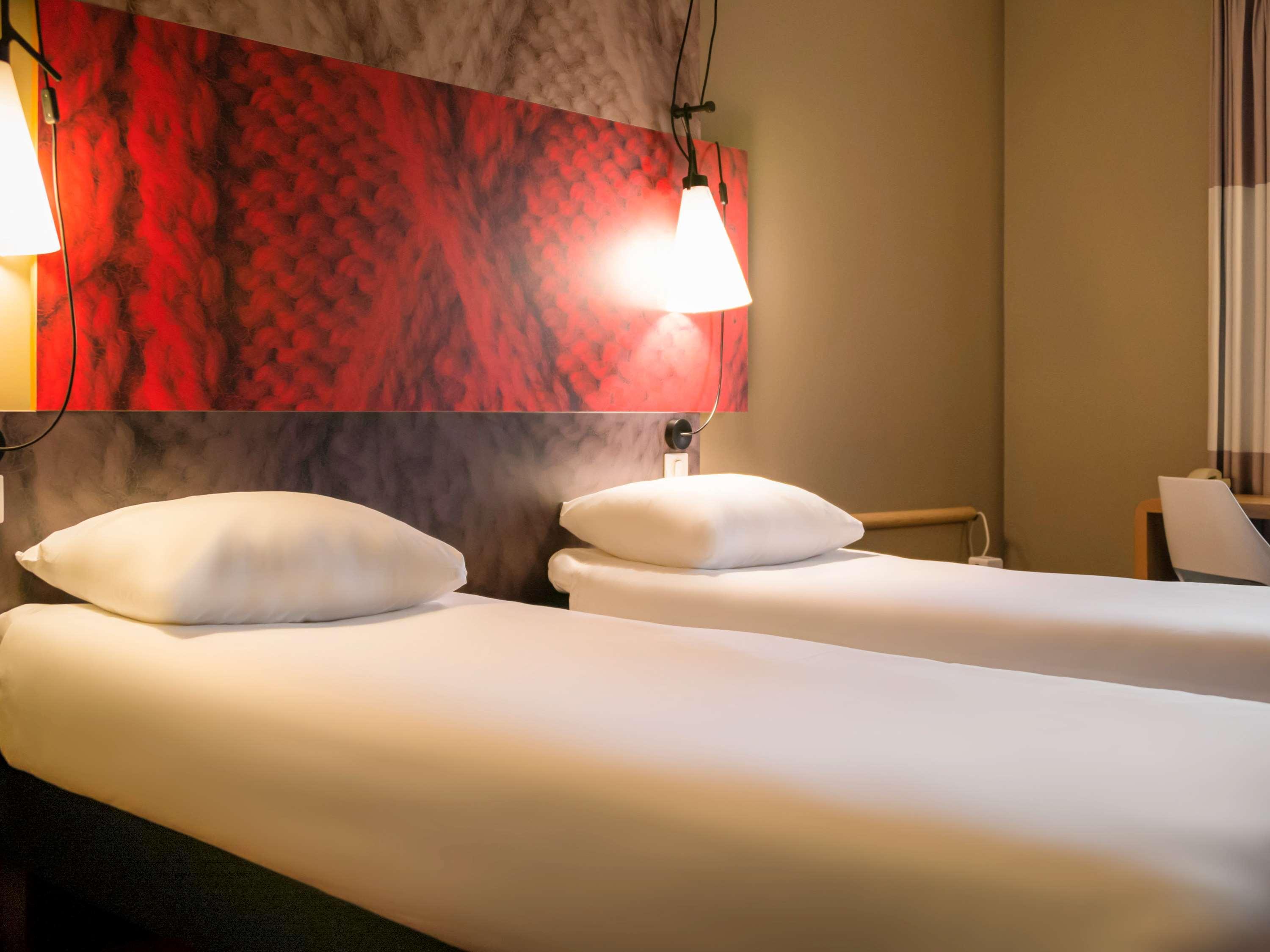 Ibis Irun Hotel Bagian luar foto