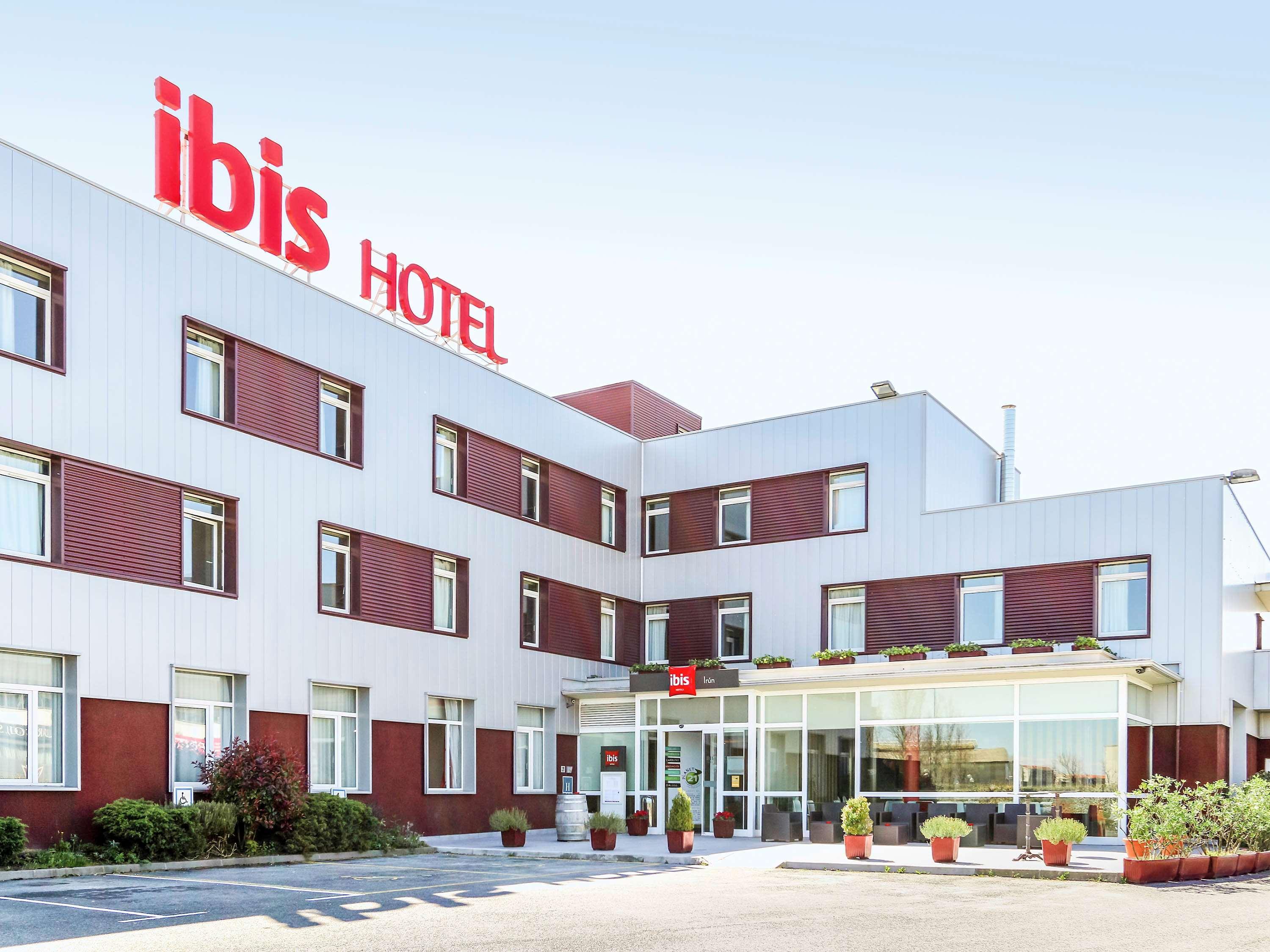 Ibis Irun Hotel Bagian luar foto