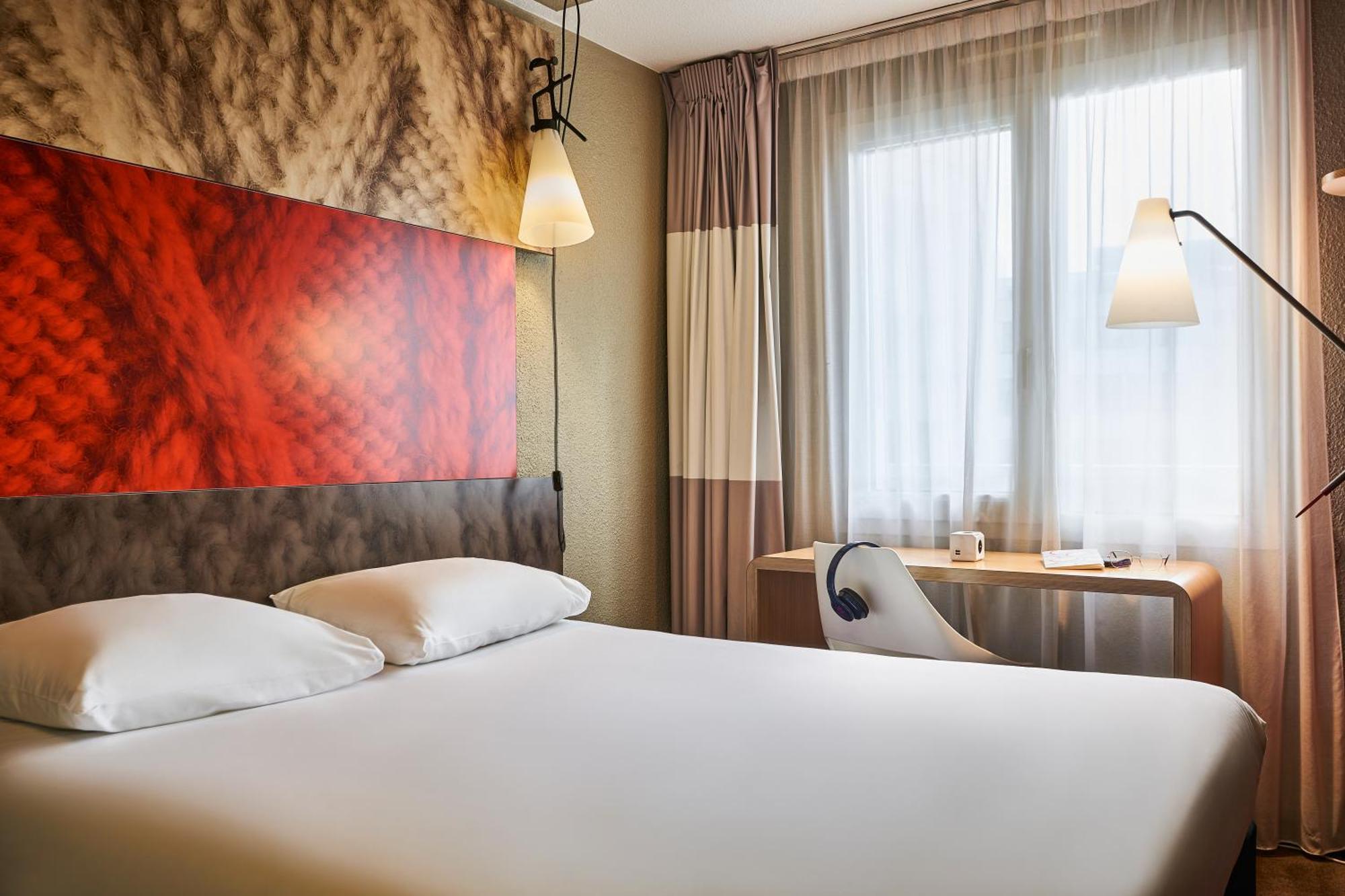 Ibis Irun Hotel Bagian luar foto